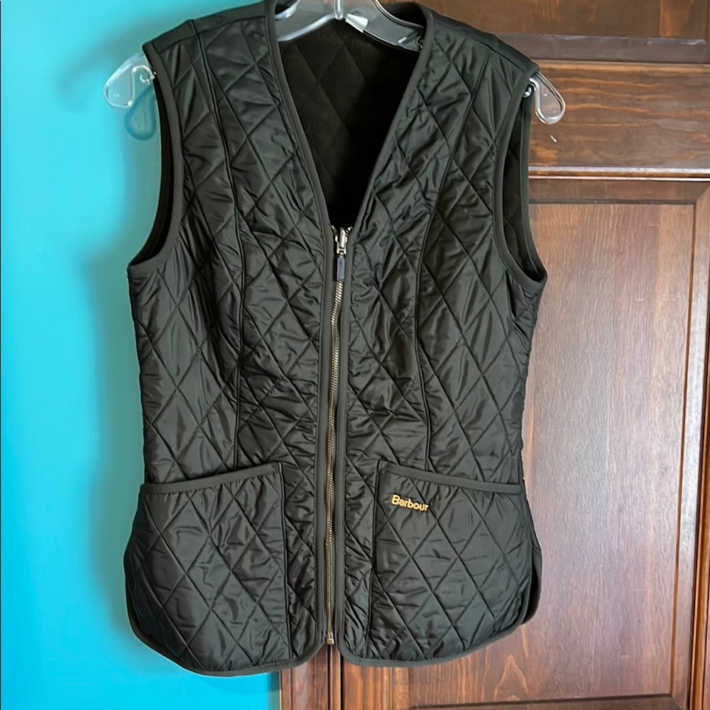 EUC Barbour Betty Olive Quilted Fleece Lined Women's Vest